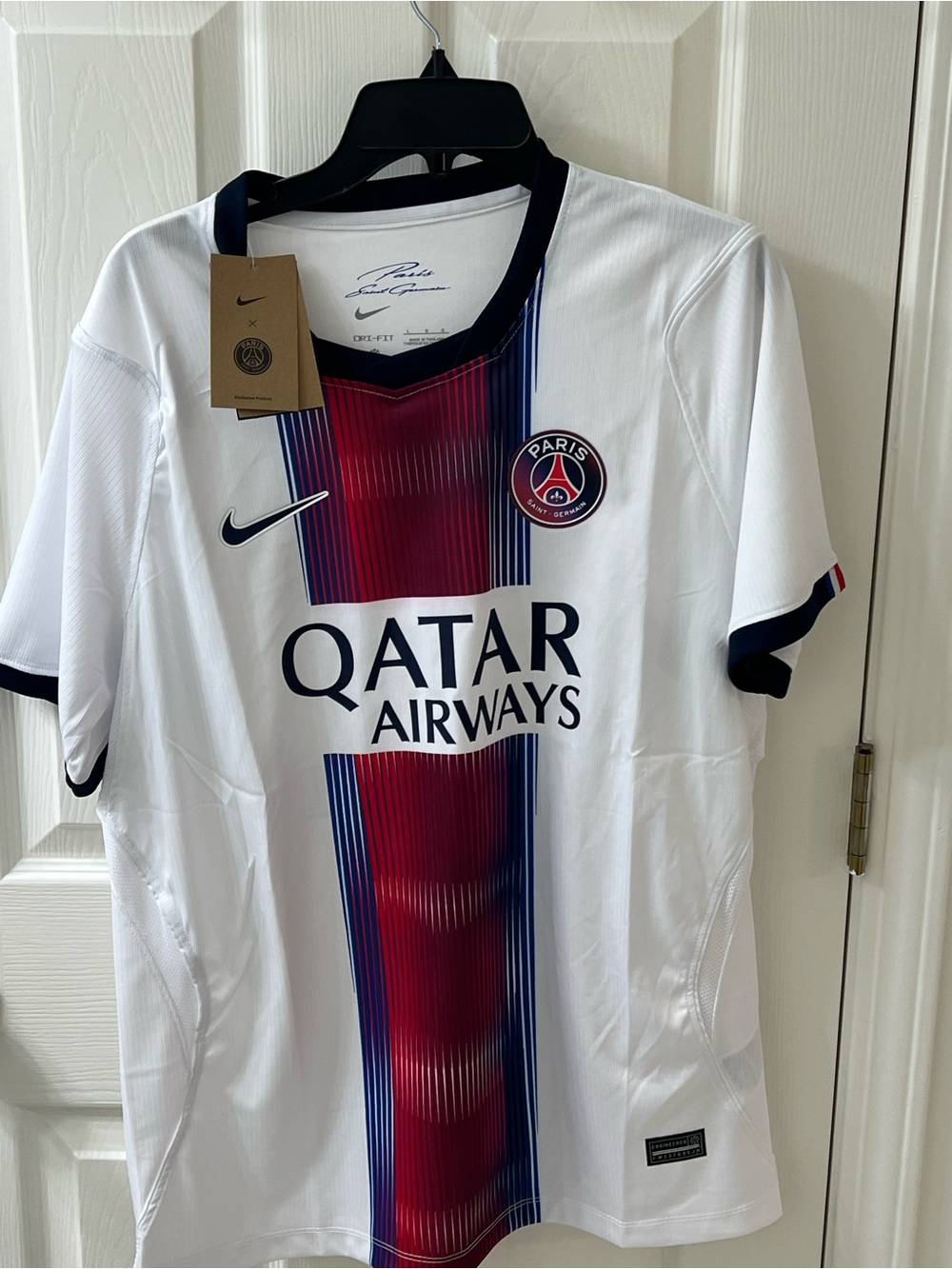 PSG away new kit